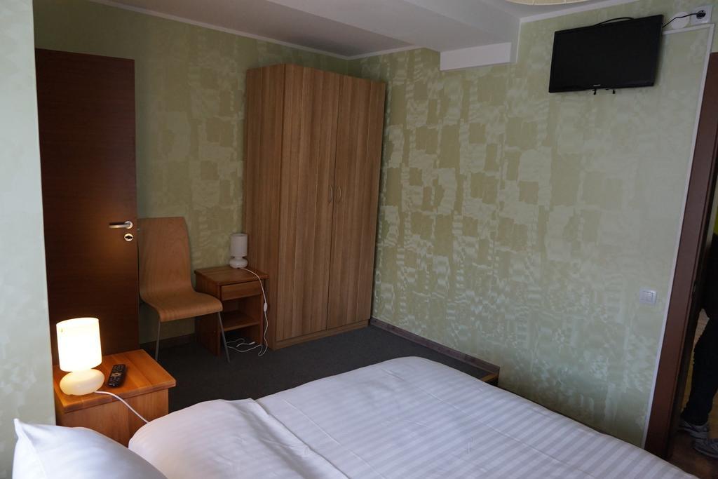 Amigo Hotel Riga Room photo